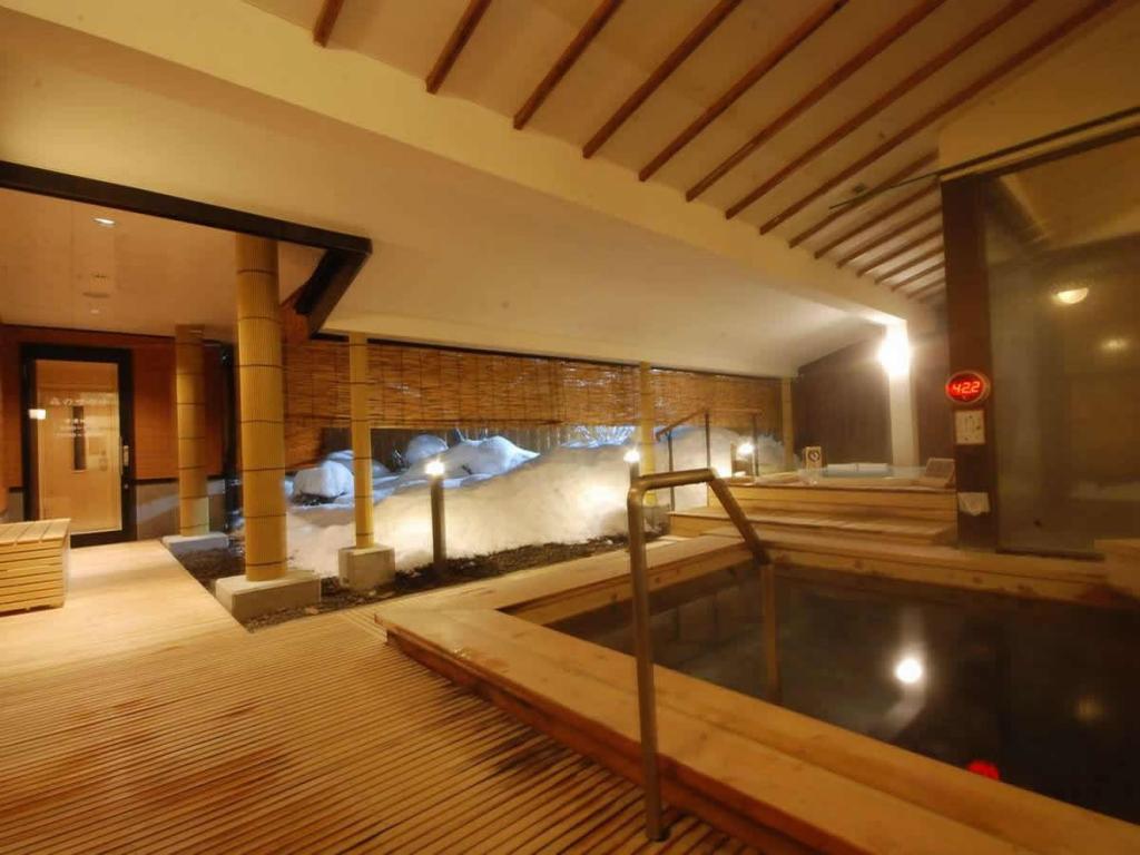 長野駅出発 バスで行く 黒部観光ホテル 1泊（夕食朝食付）白馬五竜＆Hakuba47リフト券付宿泊パックのイメージ