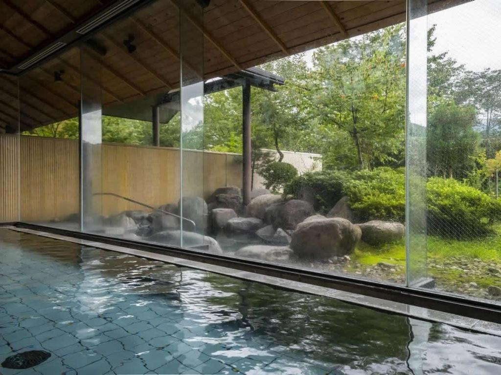 長野駅出発 バスで行く黒部ビューホテル 1泊（夕食朝食付）白馬五竜＆Hakuba47リフト券付宿泊パックのイメージ