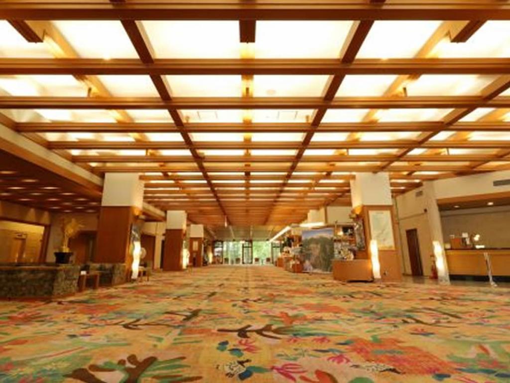 長野駅出発 バスで行く 立山プリンスホテル 1泊（夕食朝食付）白馬五竜＆Hakuba47リフト券付宿泊パックのイメージ