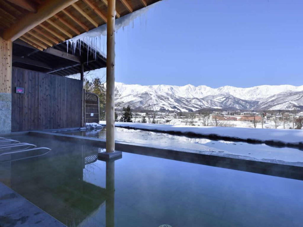 長野駅出発 バスで行く白馬ハイランドホテル 1泊（夕食朝食付）つがいけマウンテンリゾートリフト券付宿泊パックのイメージ