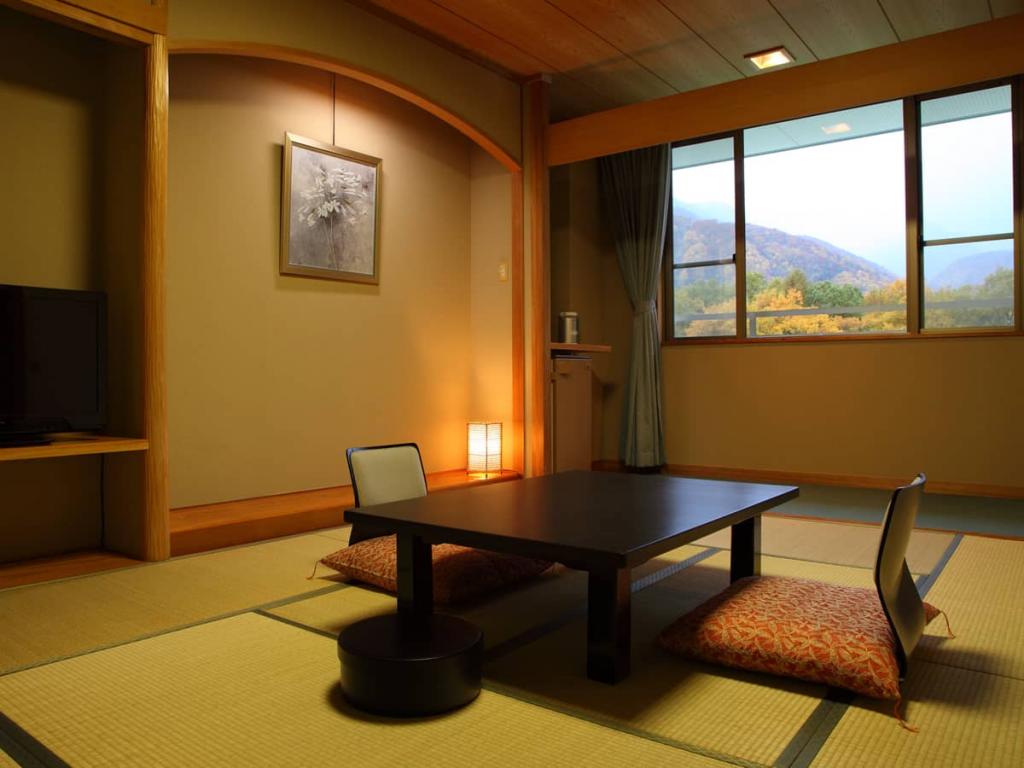 マイカー・交通各自で行くホテルオークフォレスト 1泊（夕食朝食付）白馬五竜＆Hakuba47リフト券付宿泊パックのイメージ