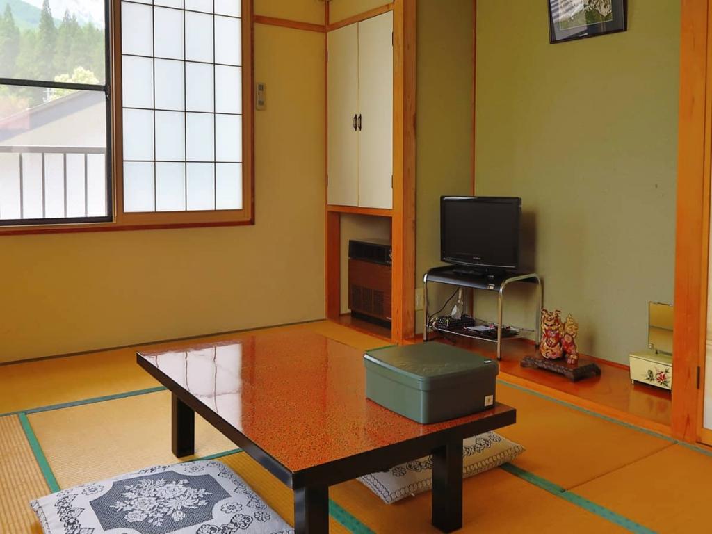 マイカー・交通各自で行く旅館FURUYA 1泊（夕食朝食付）白馬八方尾根スキー場リフト券付宿泊パックのイメージ