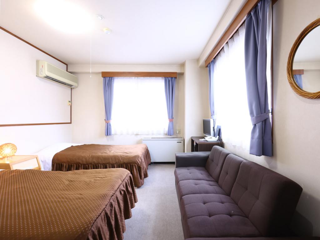 長野駅出発 バスで行く ホテルサンプラザ栂池 1泊（夕食朝食付）つがいけマウンテンリゾートリフト券付宿泊パックのイメージ