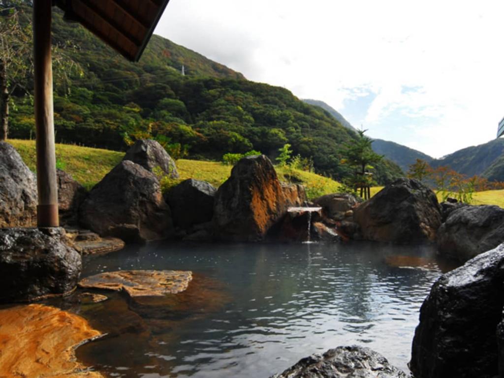マイカー・交通各自で行くホテル國冨 翠泉閣 1泊（夕食朝食付）つがいけマウンテンリゾートリフト券付宿泊パックのイメージ