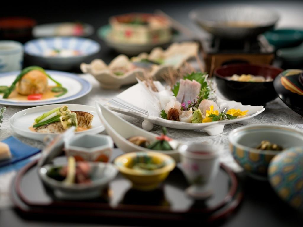 マイカー・交通各自で行くホテル國冨 翠泉閣 1泊（夕食朝食付）つがいけマウンテンリゾートリフト券付宿泊パックのイメージ