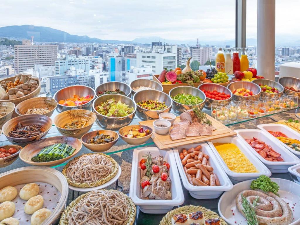 マイカー・交通各自で行くホテルJALシティ長野 1泊（朝食付）白馬八方尾根スキー場リフト券付宿泊パックのイメージ