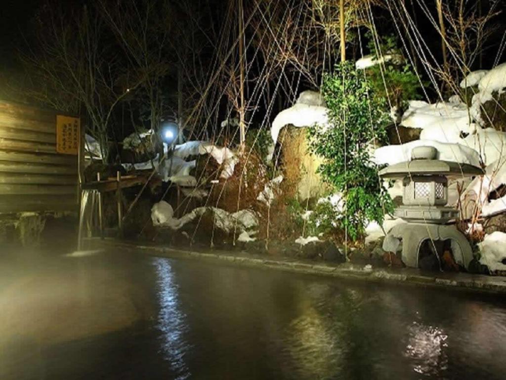 マイカー・交通各自で行く ホテル豊生 1泊（夕食朝食付）戸狩温泉スキー場リフト券付宿泊パックのイメージ