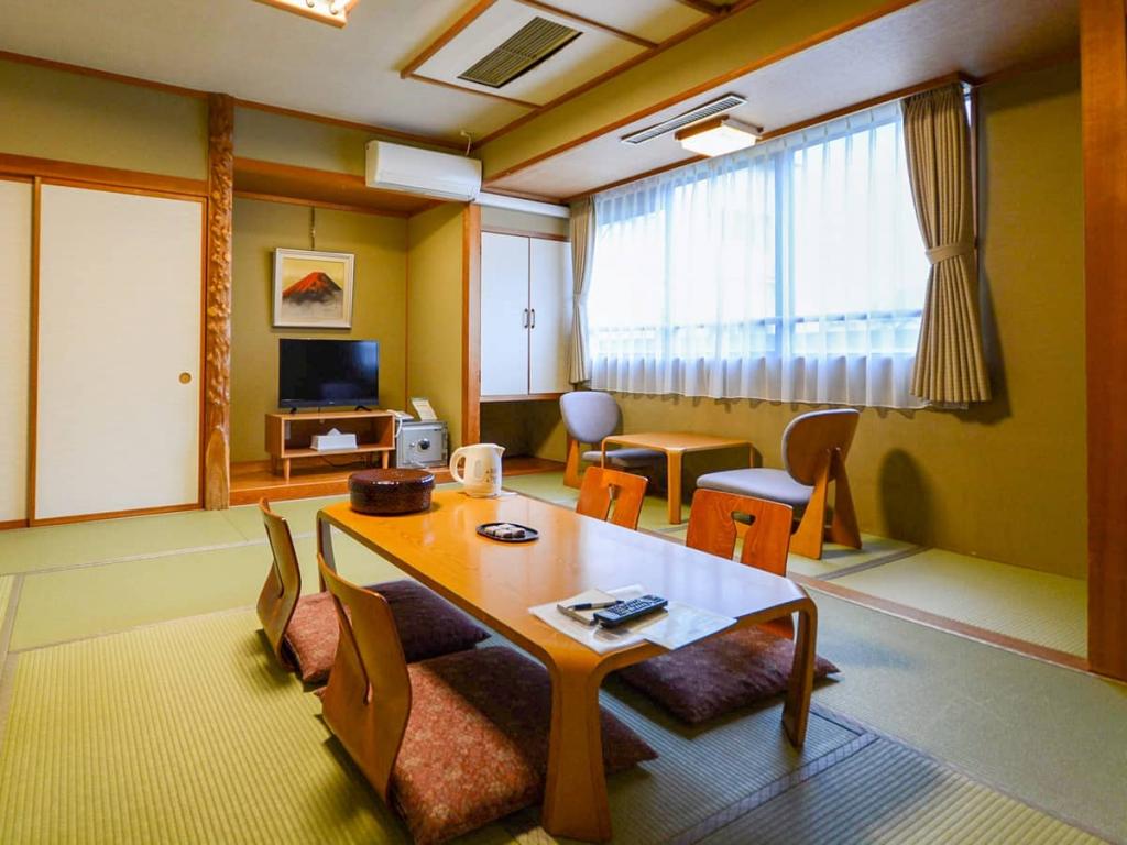 マイカー・交通各自で行く ホテル星川館 1泊（夕食朝食付）X-JAM高井富士＆よませ温泉リフト券付宿泊パックのイメージ