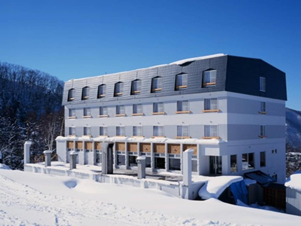 マイカー・交通各自で行く 竜王パークホテル 1泊（夕食朝食付）竜王スキーパークリフト券付宿泊パックのイメージ