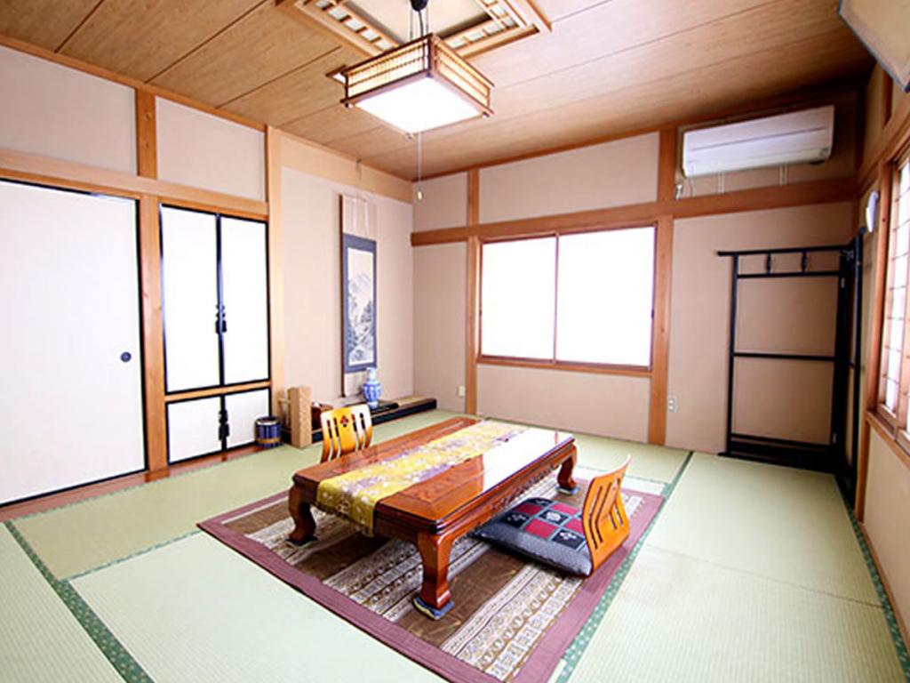 マイカー・交通各自で行く旅籠 東屋 1泊（朝食付）めいほうスキー場リフト券付宿泊パックのイメージ