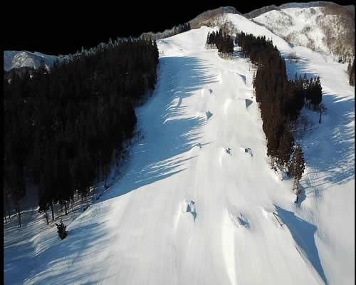 【雪マジ対象】大阪なんば出発 バスで行く 福井和泉スキー場日帰り昼食クーポン付パックのイメージ